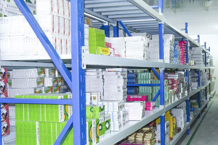 1531972329137070.jpg 药品仓库.jpg